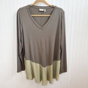 LOGO Lori Goldstein 2-Tone Olive Green Asymmetrical HemV-Neck Top Size XL